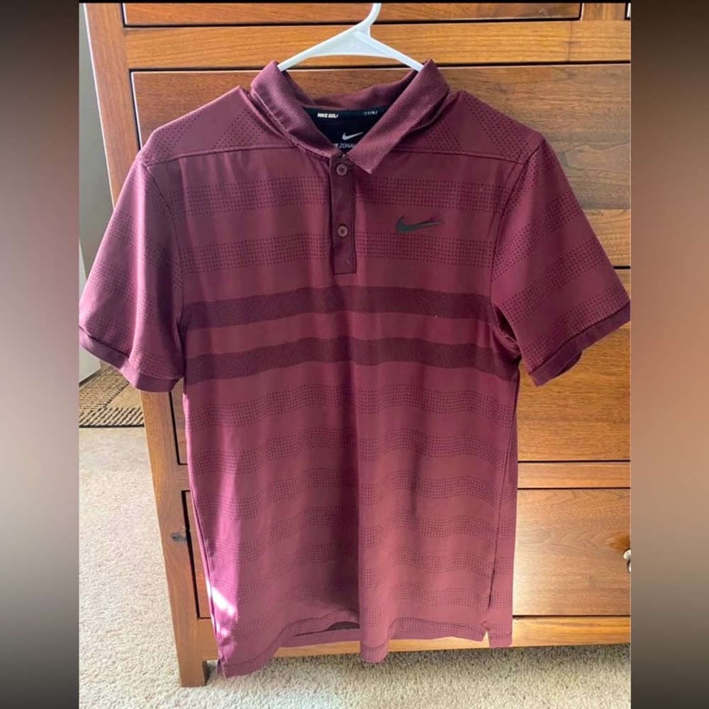 Men’s Nike polo